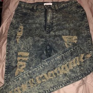 ❌SOLD❌ Green Distressed High Waisted Jeans